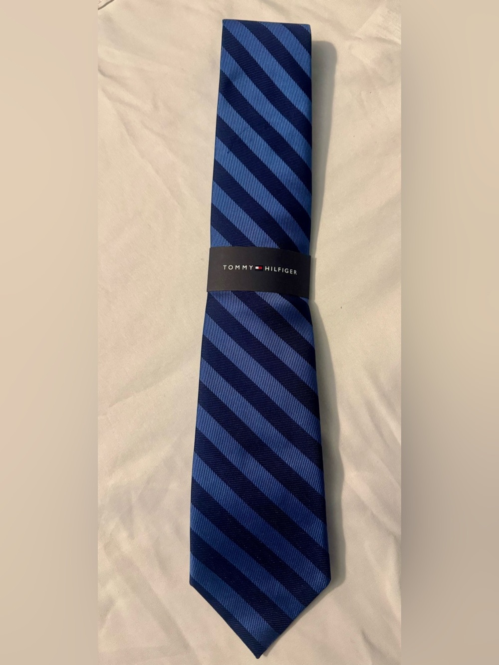 Tommy Hilfiger NWT Navy and Royal Blue Diagonal Stripe Tie